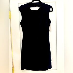 Black dress with open back. Stunning!!!!